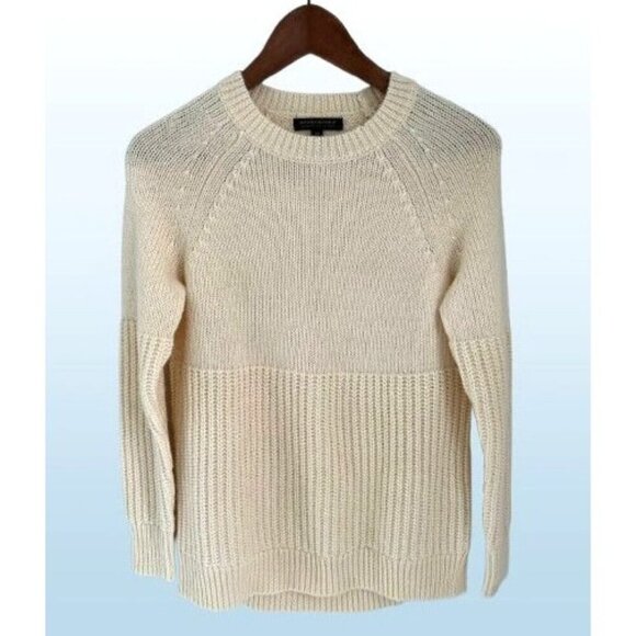 Banana Republic Sweaters - Banana Republic Italian Yarn Chunky Ribbed Knit Crewneck Size XSmall